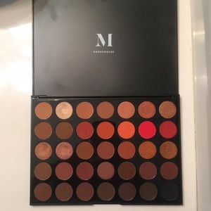 Morphe palette 3502 basically new!